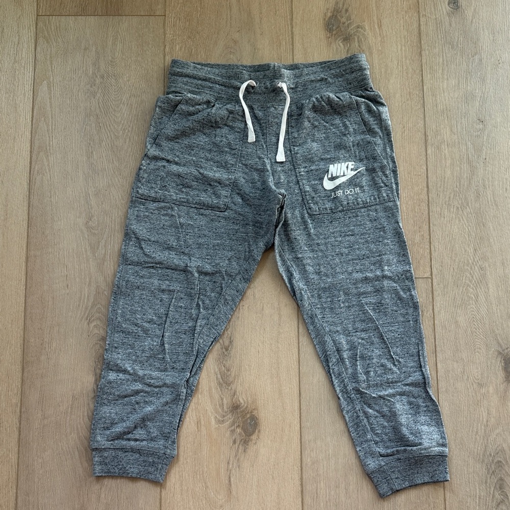 Nike women’s Gray Jogger Pants